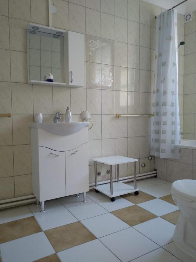 Fuege Vendeghaz Hotel Мисколк Екстериор снимка