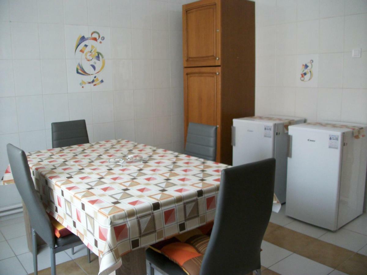 Fuege Vendeghaz Hotel Мисколк Екстериор снимка