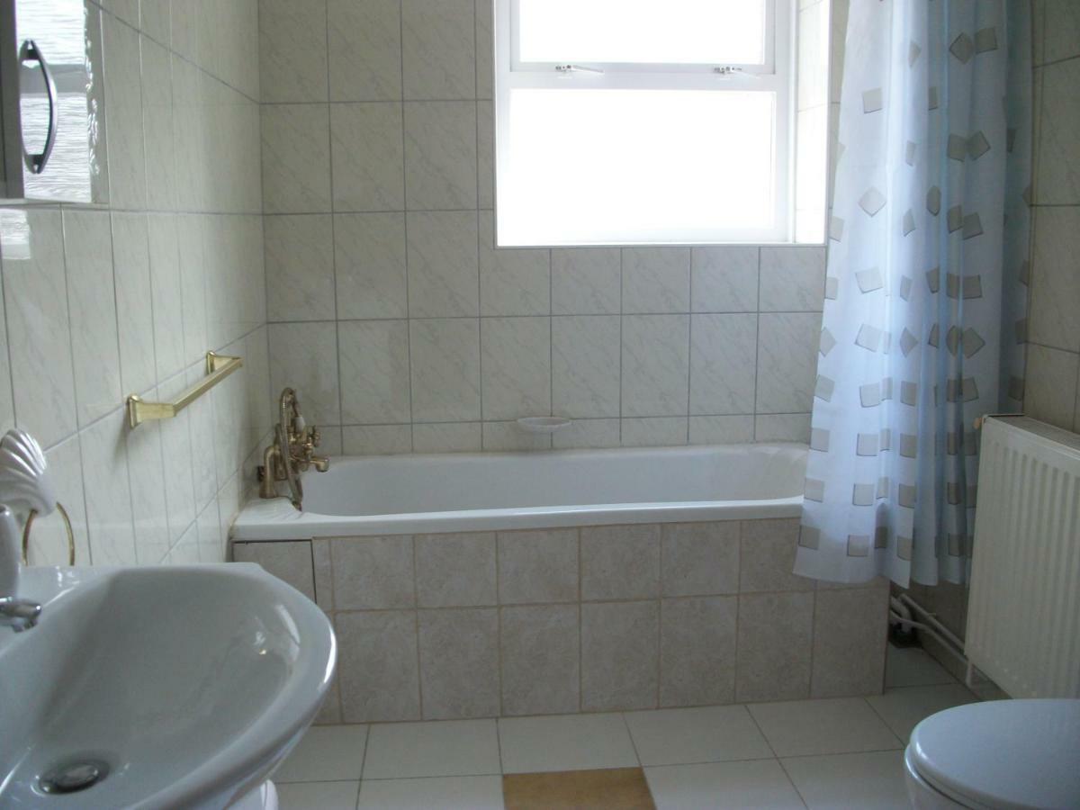 Fuege Vendeghaz Hotel Мисколк Екстериор снимка